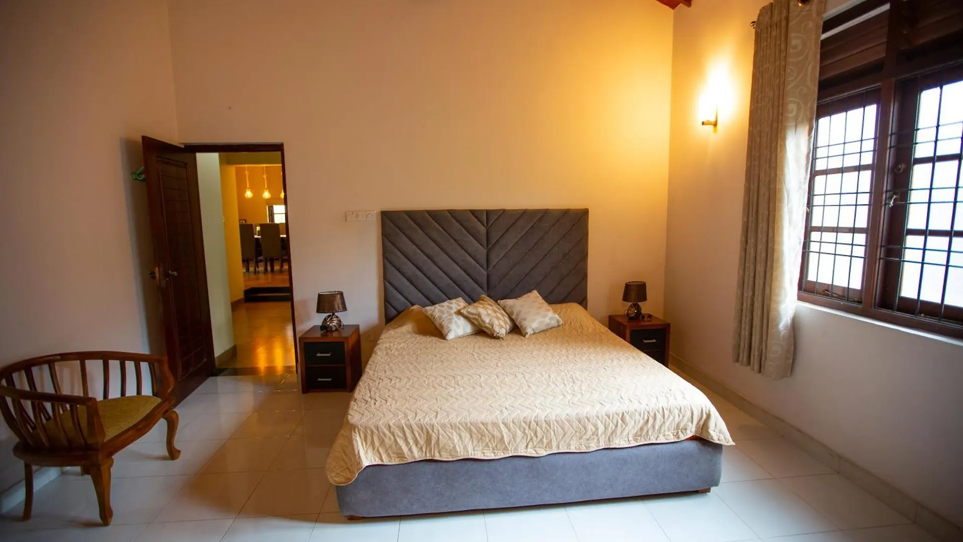 Evergreen Villa Nikawatawana Sri Lanka